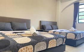 Ze Xiang Hotel - Desa Jaya Ikea Self Check In